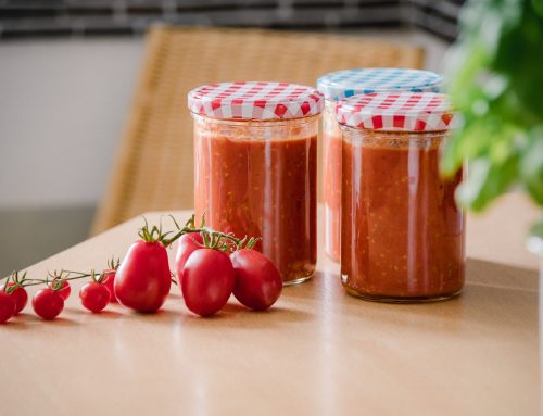 Tomaten einkochen wie Oma: leckere Soße aus eigener Ernte